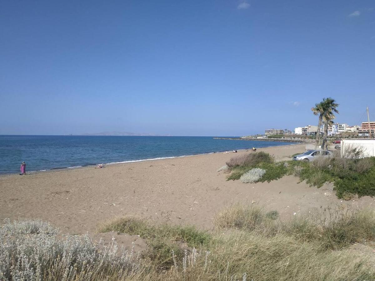 Studio On The Closest Beach To The City! Amoudara Lasithiou Esterno foto