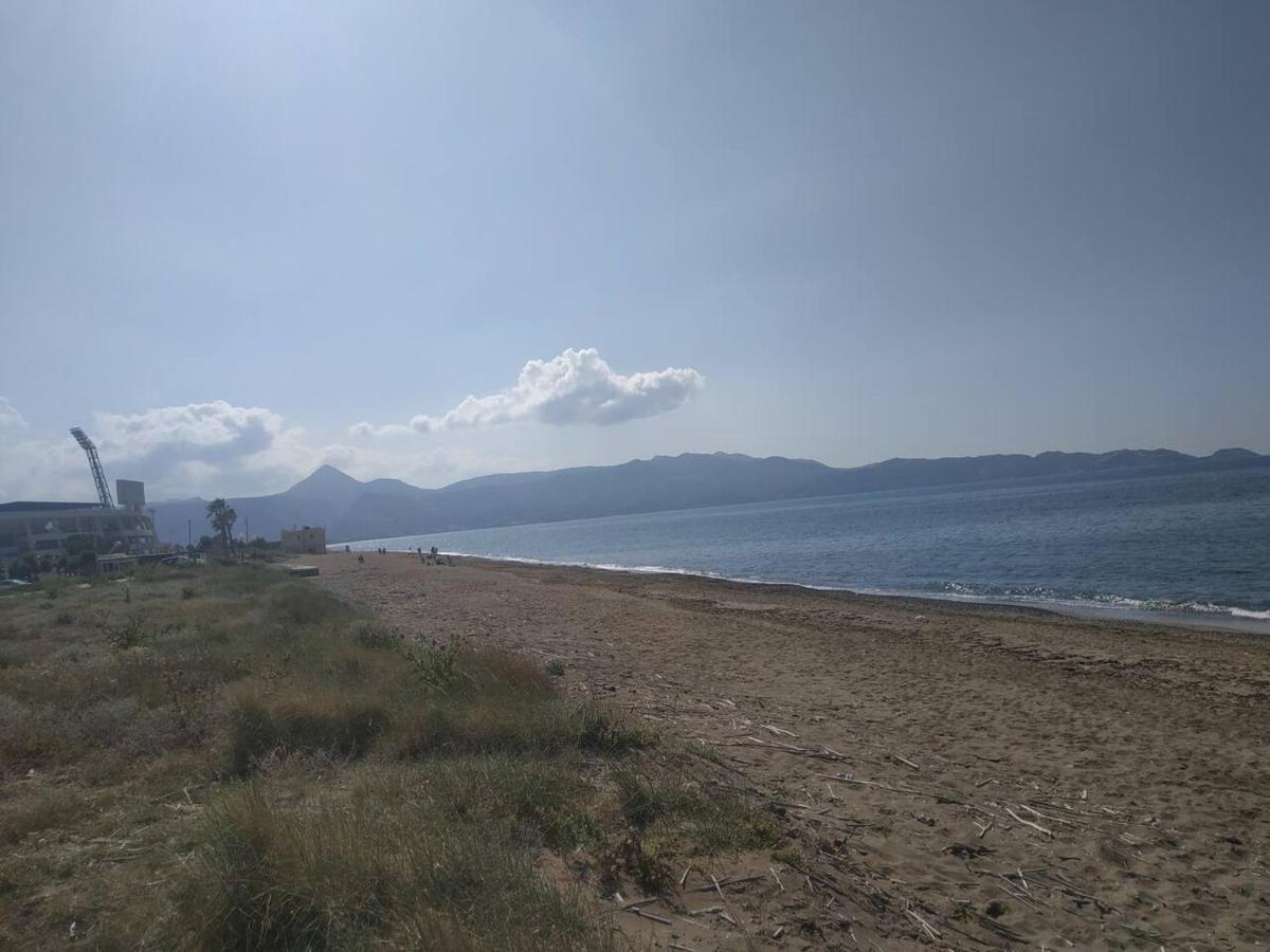 Studio On The Closest Beach To The City! Amoudara Lasithiou Esterno foto