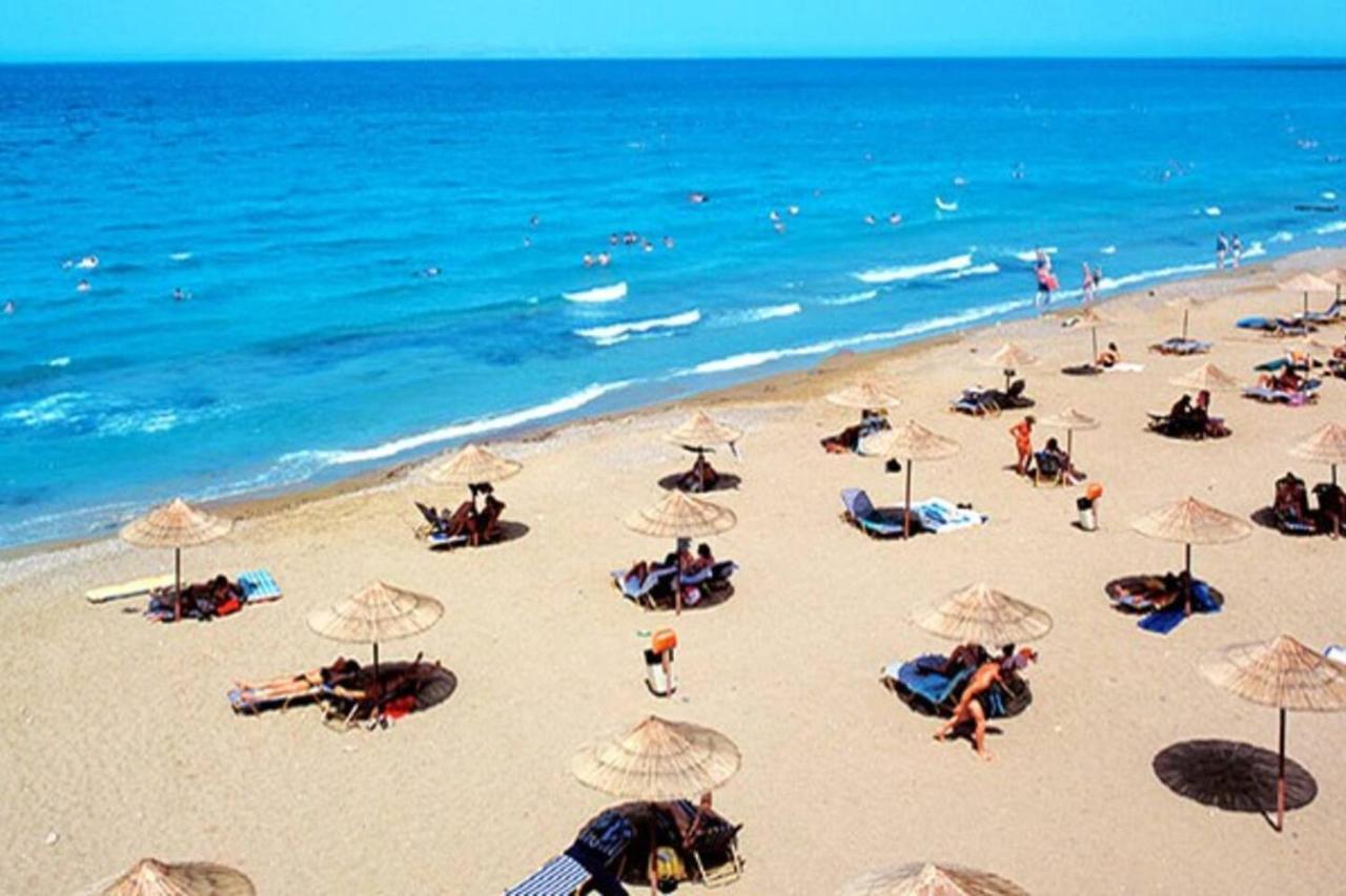 Studio On The Closest Beach To The City! Amoudara Lasithiou Esterno foto