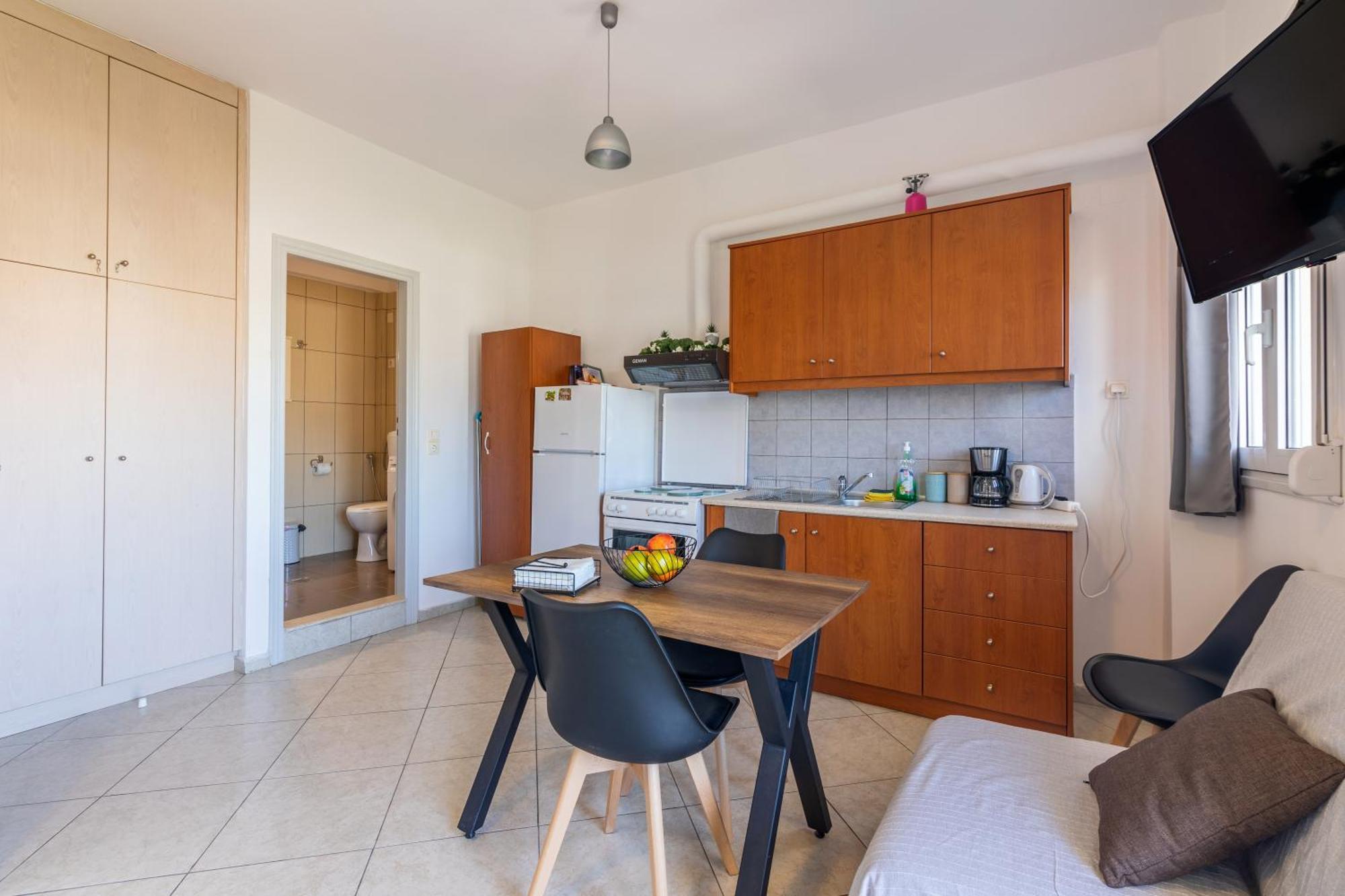 Studio On The Closest Beach To The City! Amoudara Lasithiou Esterno foto