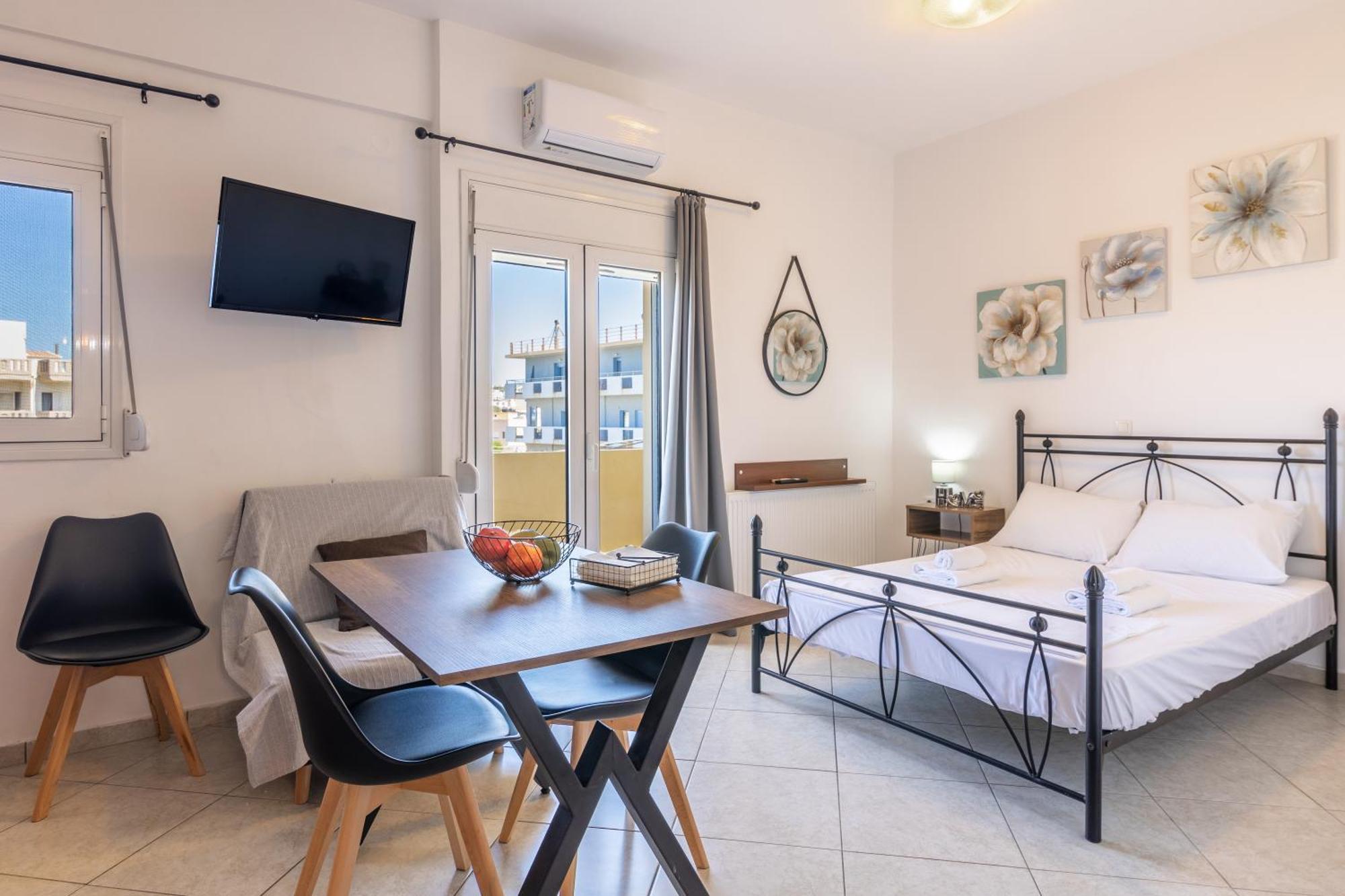 Studio On The Closest Beach To The City! Amoudara Lasithiou Esterno foto
